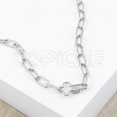 Collar en acero Cruz