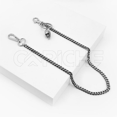 Llavero en acero Calavera