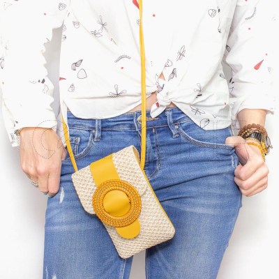 Funda para móvil con asa bandolera Circle Yellow