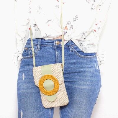 Funda para móvil con asa bandolera Circle Green