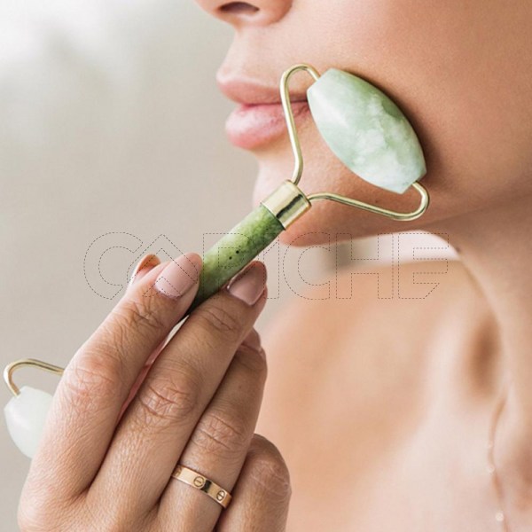Rodillo Masajeador Facial y Gua Sha Negro