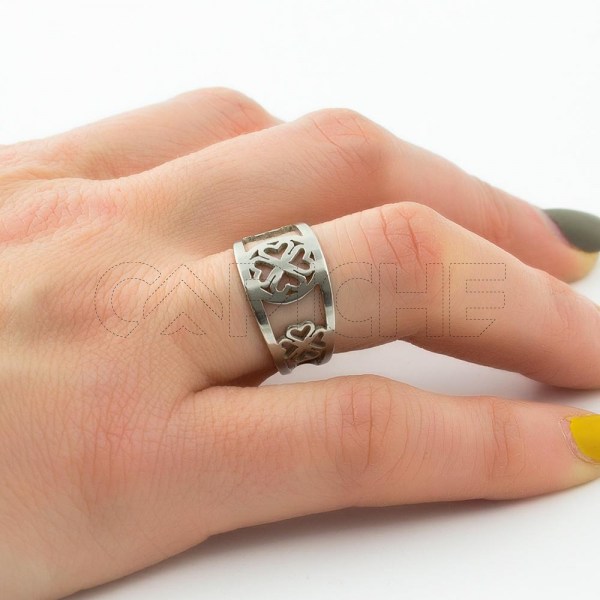 Anillo en acero Trébol